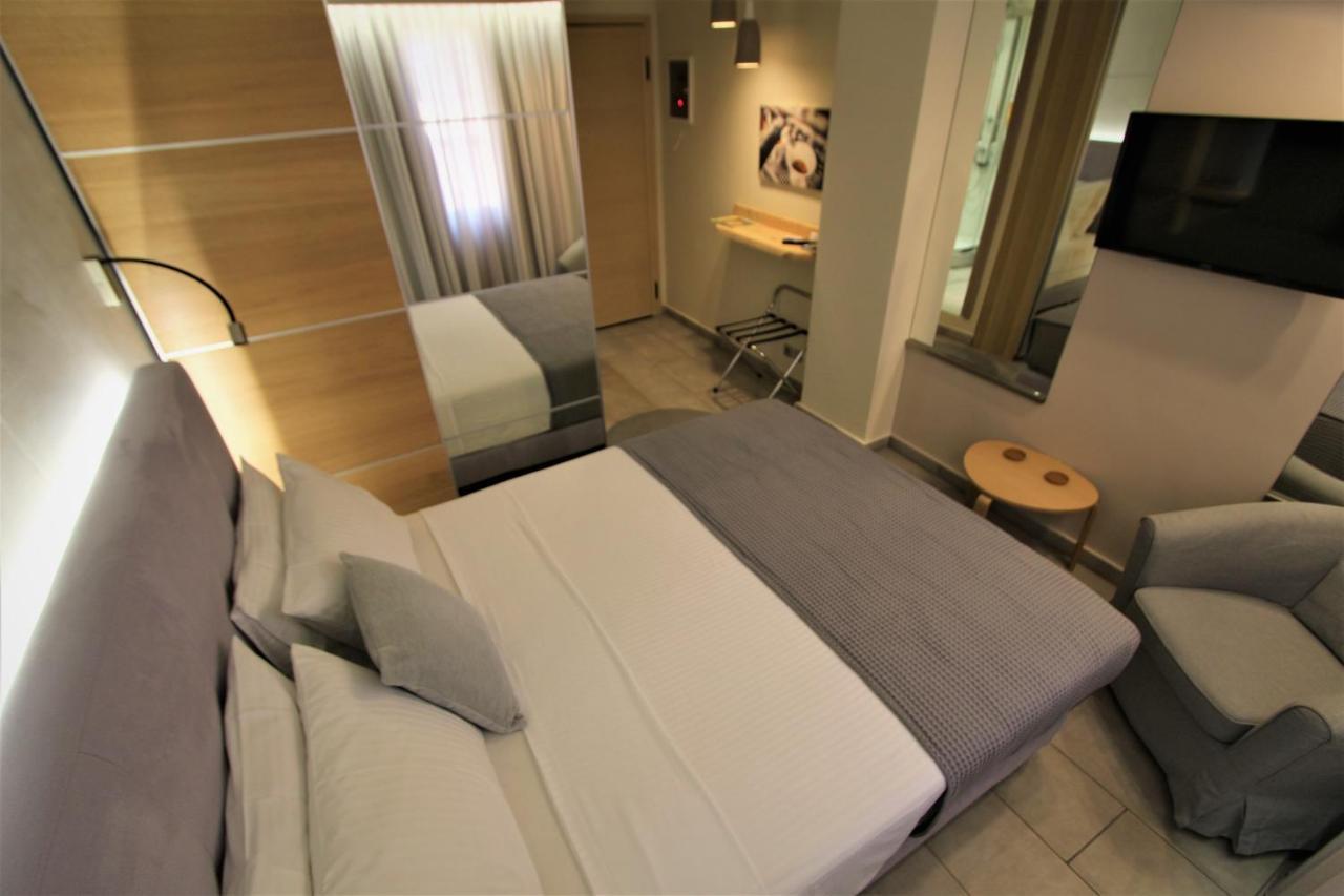 Apartment Aiolos Ermou 64 4th Floor Athens