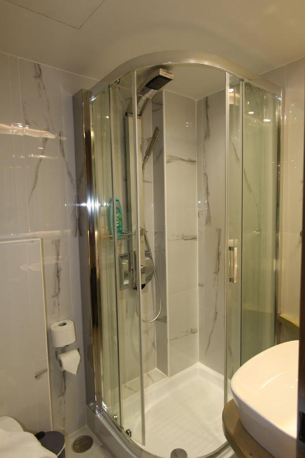 Apartment Aiolos Ermou 64 4th Floor